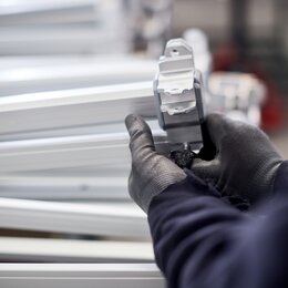 Production of aluminum structures.